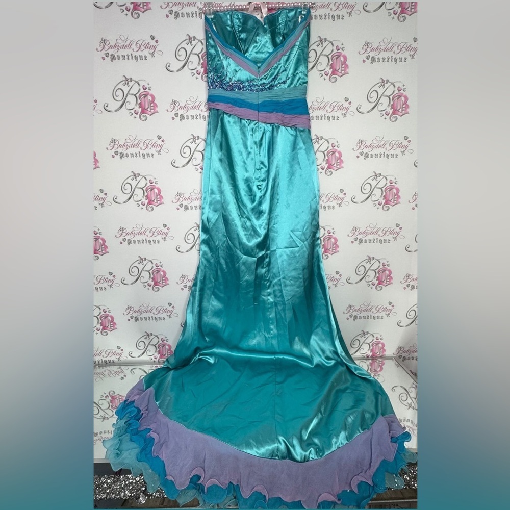Alyce designs dress gown fairy beaded embroidered ruffle frills mermaid π§ββοΈ - Picture 2 of 16